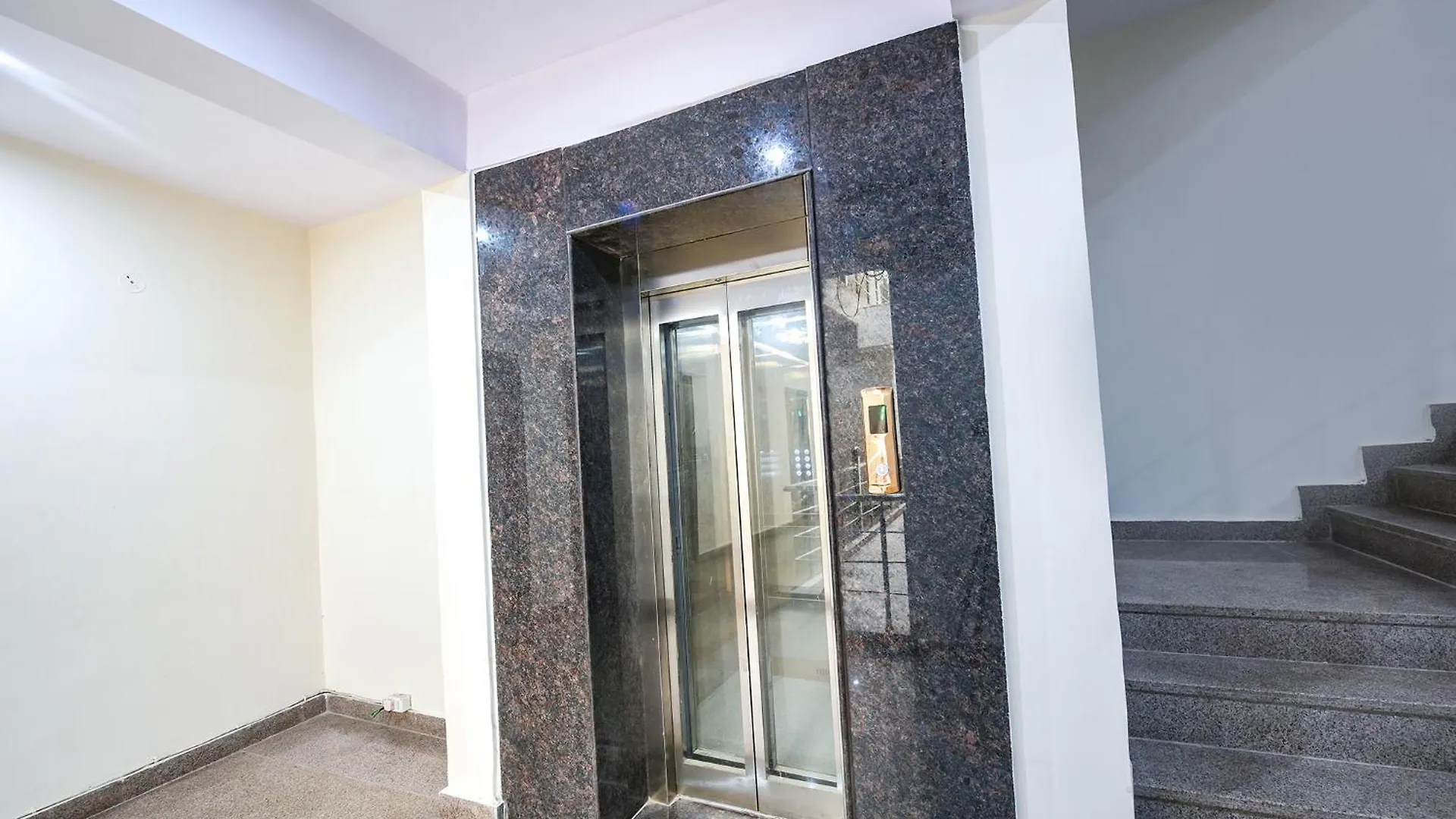 Fabhotel The Yashobhumi Near Yashobhoomi Convention Centre Delhi  3*, Delhi (National Capital Territory of India) India